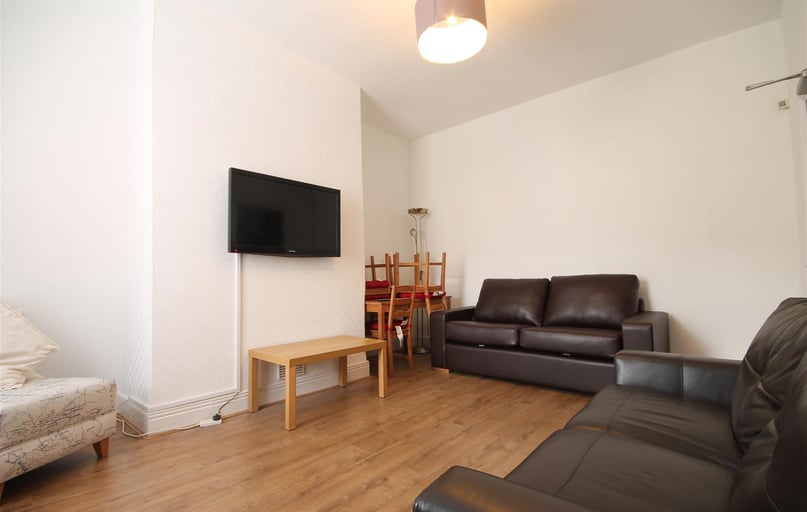 First Avenue, Heaton, Newcastle - Image 1